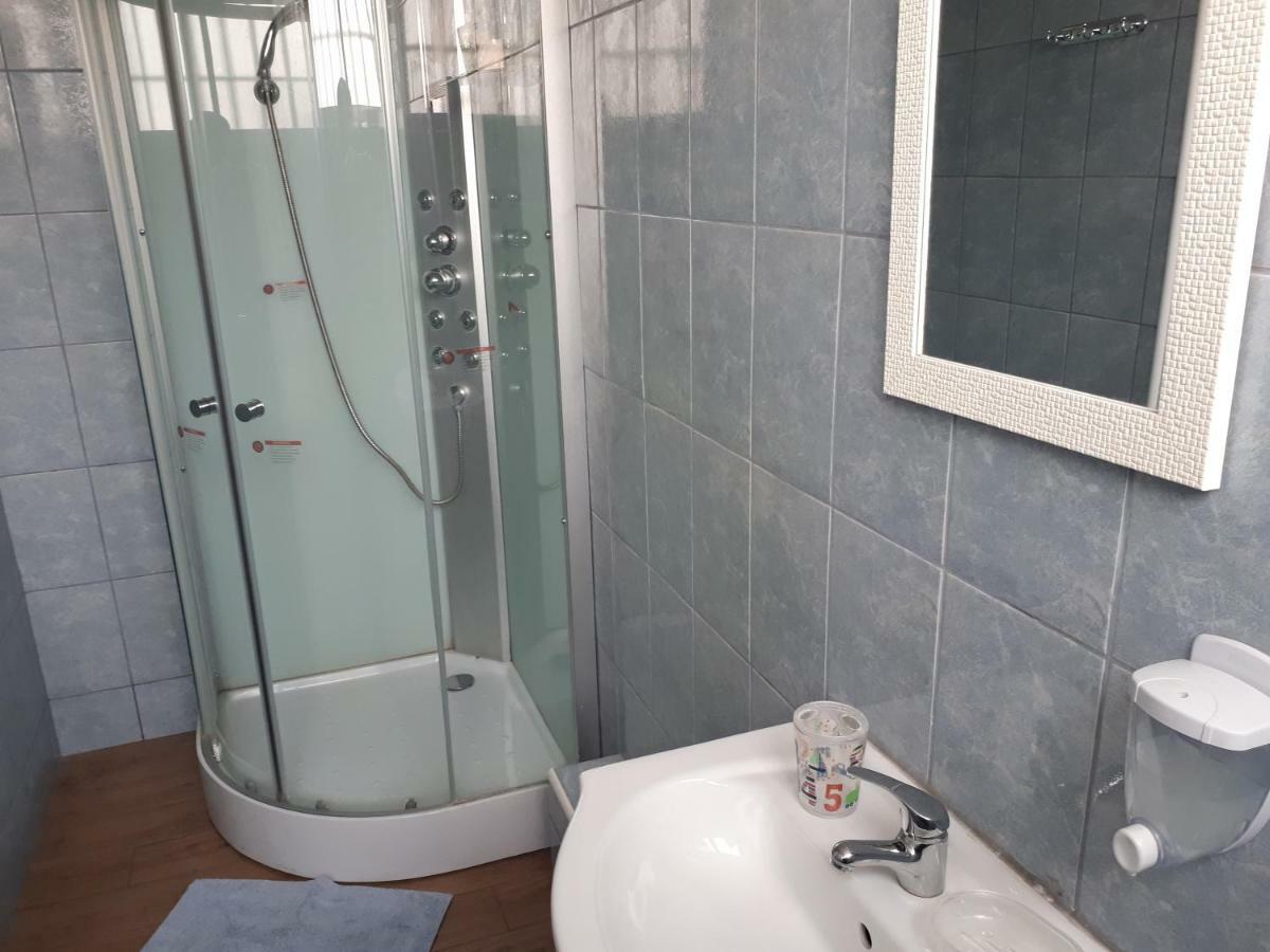 Hotel Sierra Bella Santiago Dış mekan fotoğraf